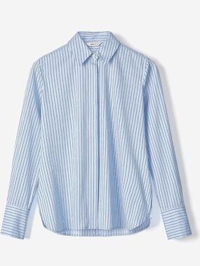 RW&co Light Blue Pinstripe Poplin Button-Up Shirt